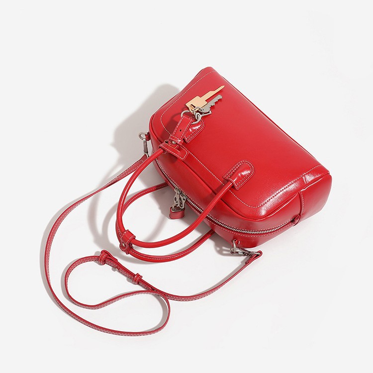 Oil Wax Leather Red Bride Wedding Boston With Lock Key Commuter Handbag Bowling Single Shoulder Crossbody Bag_voghion.com