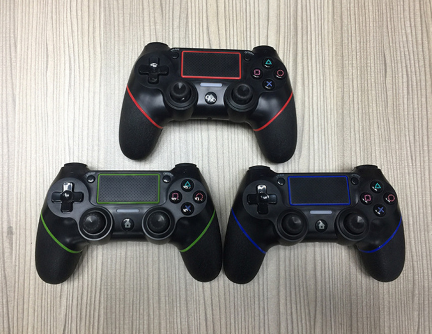 包胶PS4游戏手柄无线蓝牙