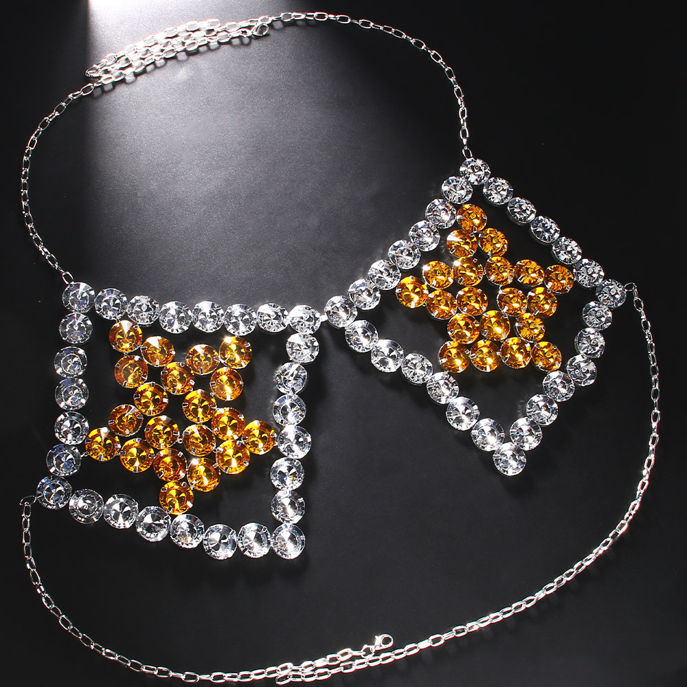 Cadena de pecho de diamantes de imitación exagerada europea y americana Cadena de cuerpo de joyería sexy femenina Cadena de cuerpo de estrella de cinco puntas flash diamante sexy Halter image 4