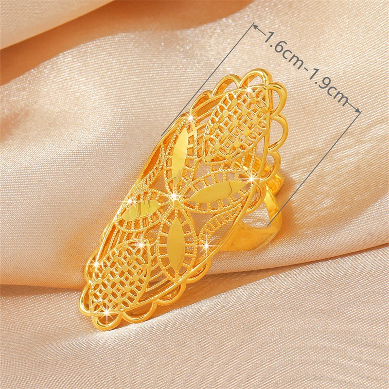 Anello in oro sabbiato da donna design di nicchia aperto_voghion.com