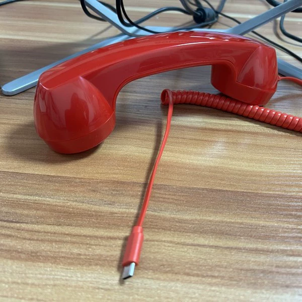 Universal retro mobile phone, headphones, handle, microphone