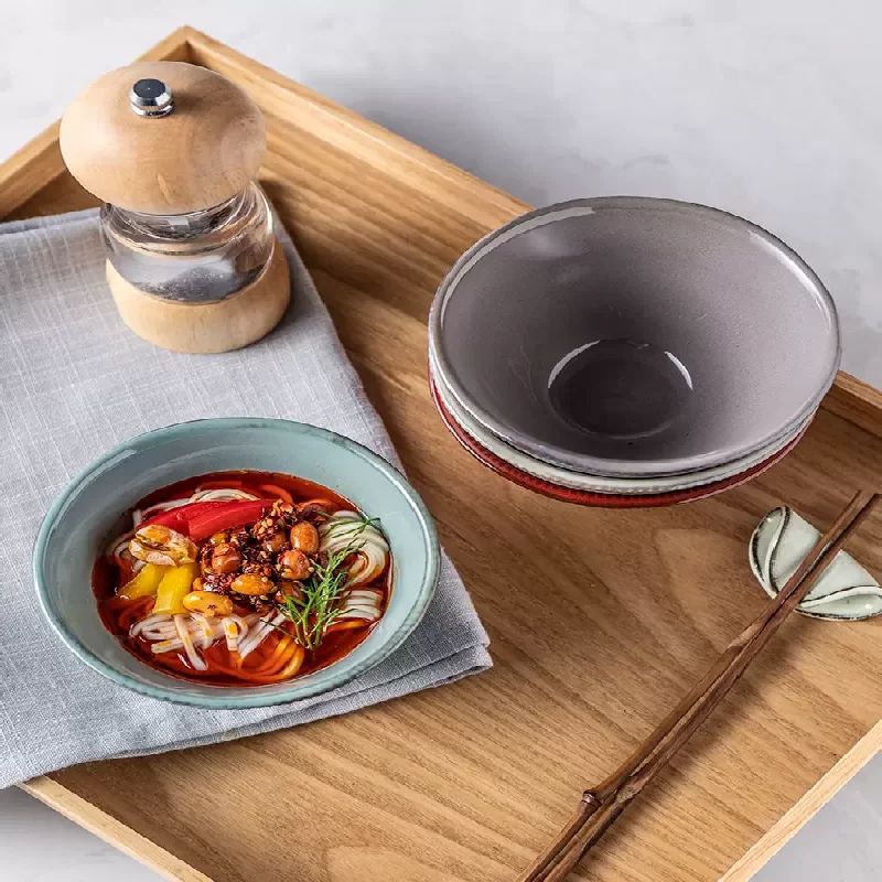 Horno transfronterizo en tazón de arroz de 4,5 pulgadas tazón de arroz de cerámica nórdica doméstica tazón de fideos tazón de arroz delicado tazón de postre