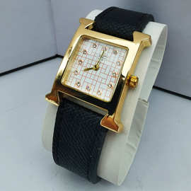 H抖音爆款女士手表长方形简约指针女士百搭皮带石英防水跨境手表