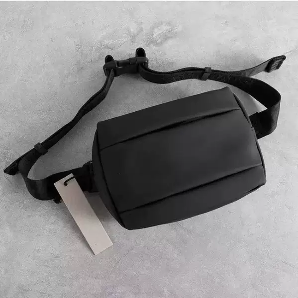 New Trendy Men's Crossbody Bag, Simple Workwear Style, Black Shoulder Chest Bag, Fashionable Casual Multifunctional Small Square Bag