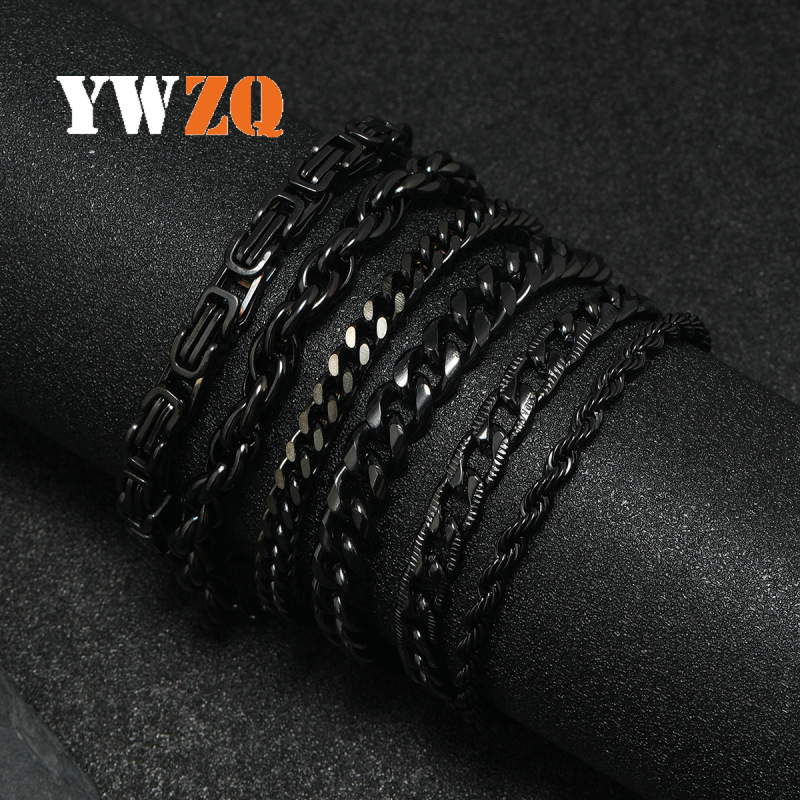 Hip hop trendy Cuban chain titanium steel twist chain lobster buckle black bracelet European and American men's stainless steel bracelet jewelry