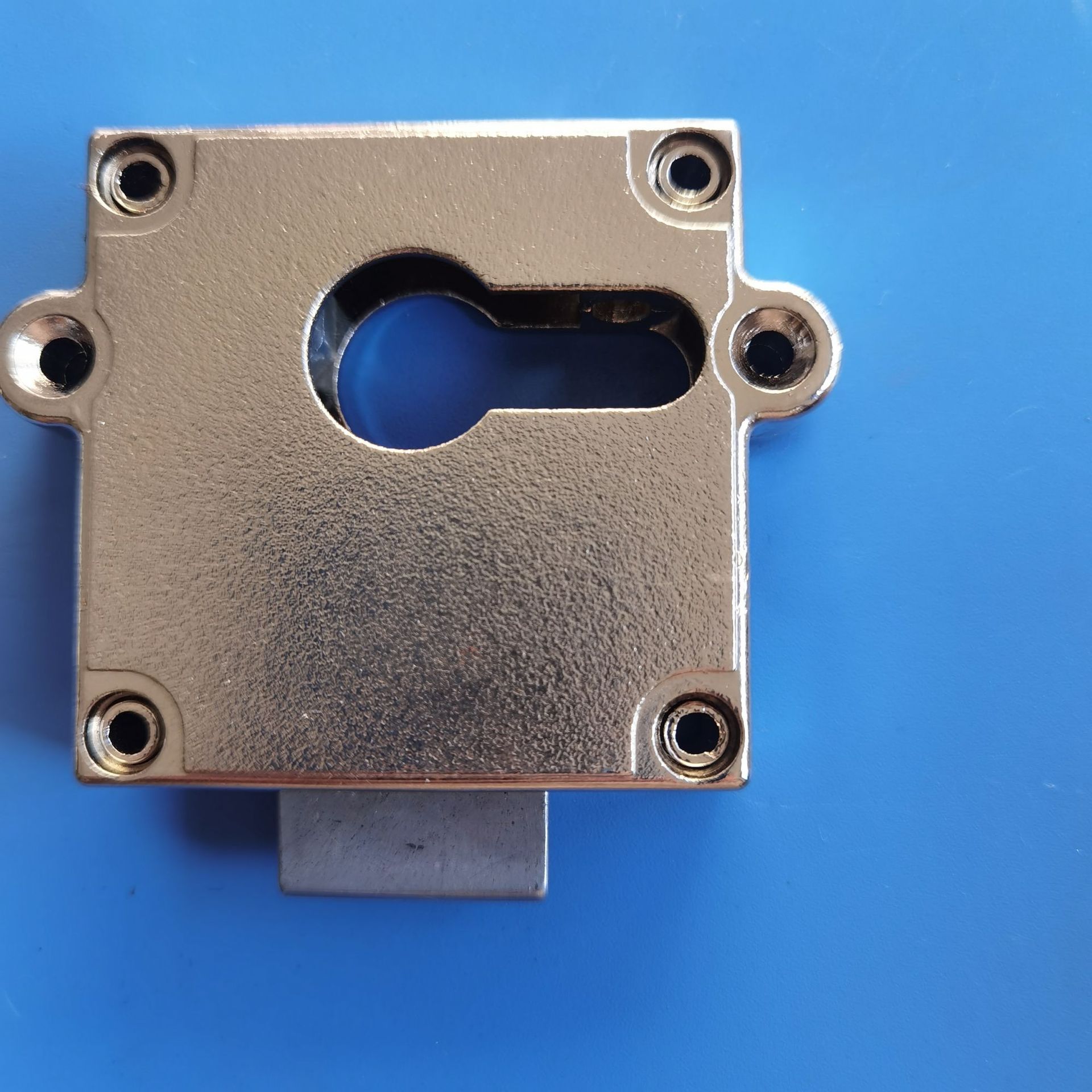 源头厂家供应锌合金锁壳，锌压铸件 ，压铸模具，压铸CNC机加工