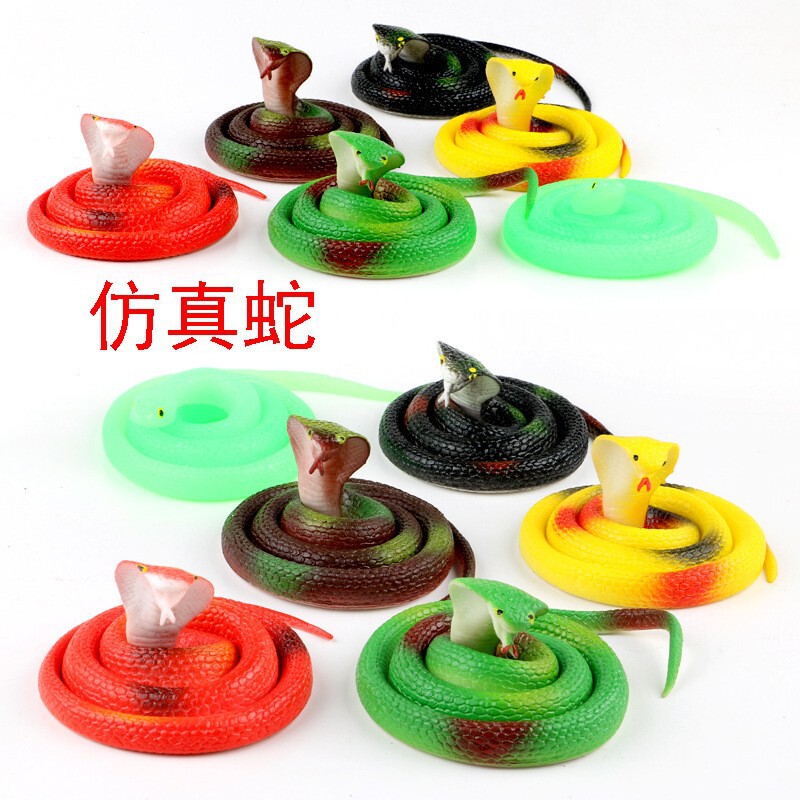 The whole person funny rubber snake children's simulation soft rubber snake strange strange trick fake snake stall selling wholesale The whole person funny rubber snake children's simulation soft rubber snake strange strange trick fake snake stall selling wholesale