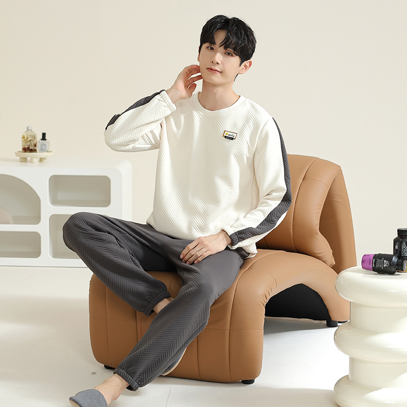 Air Cotton Sandwich Autumn and Winter Pajamas for Men, Warm, Large Size, Casual, Loose, Comfortable and Can Be Worn Outside, Home Clothes Set Air Cotton Sandwich Autumn and Winter Pajamas for Men, Warm, Large Size, Casual, Loose, Comfortable and Can Be Worn Outside, Home Clothes Set