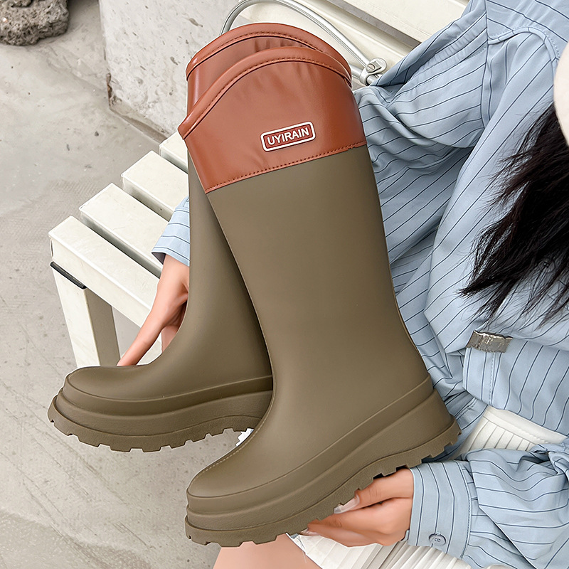 한국판 해외 인기 여성 레인부츠 2024 신상 패셔너블한 아우터용 하이탑 레인부츠 여성용 방수 미끄럼 방지 워터슈즈