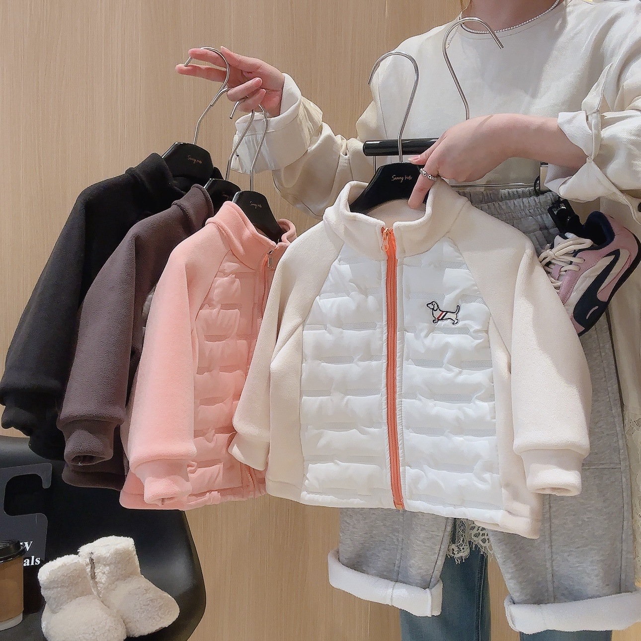 Children's Cotton Jacket for Boys and Girls, New Autumn and Winter Style, Lightweight and Warm, Perfect for School Uniforms, Casual Outerwear