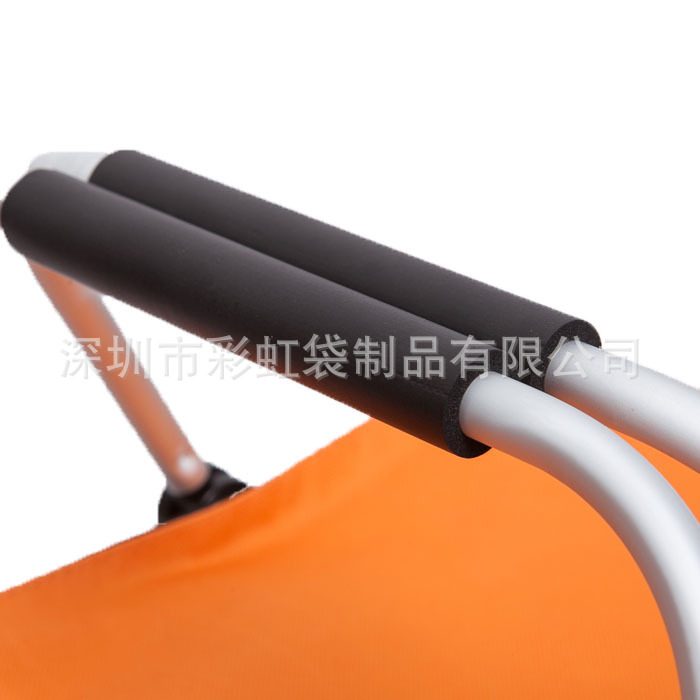 ���Ҷ��ƴ�ɫţ���۵���������Я���Ṻ����ţ��Ұ�ͱ�����