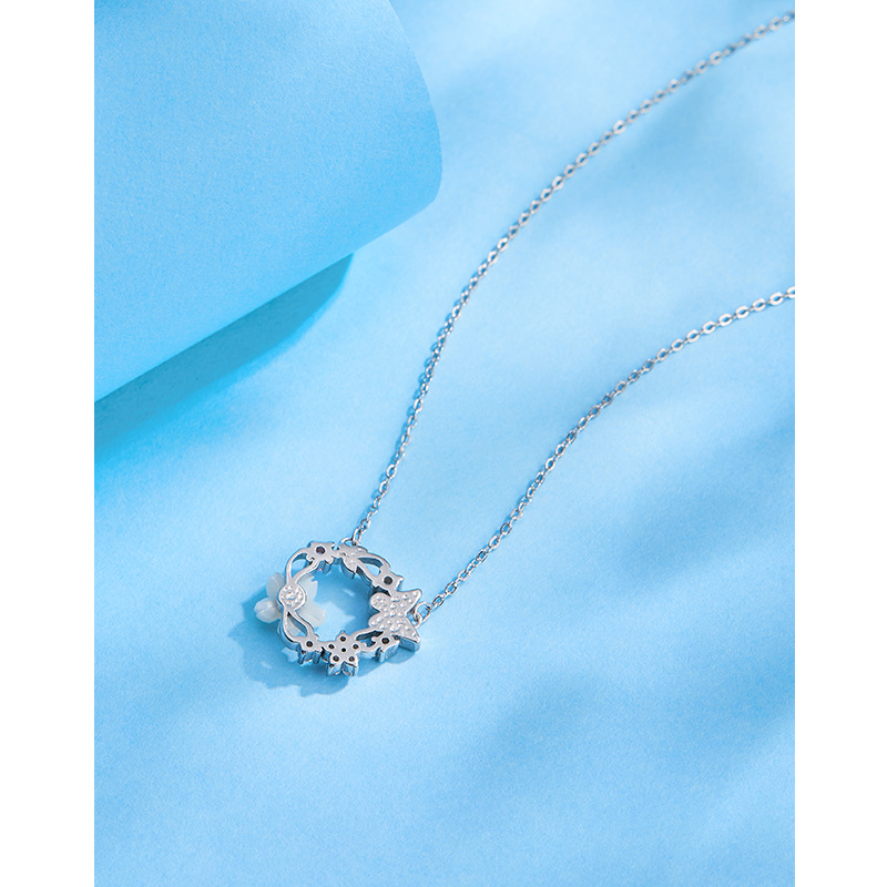 925 plata esterlina mariposa Garland Collar para las mujeres luz lujo nicho diseño flor clavícula Cadena de alto grado collar temperamento
