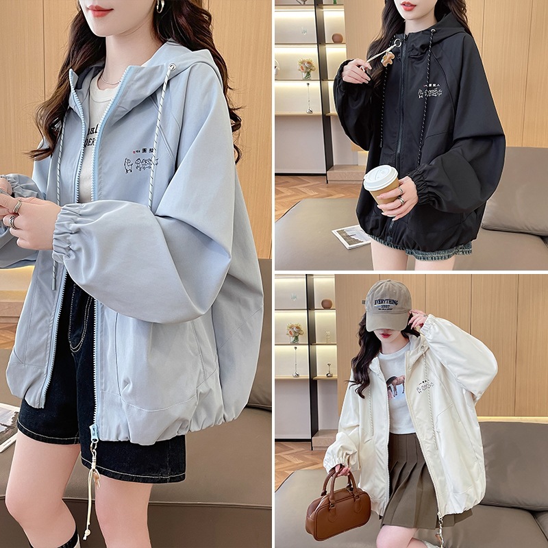 Off-white women's autumn coat, new style, this year's popular casual hooded trench coat, short jacket, black.