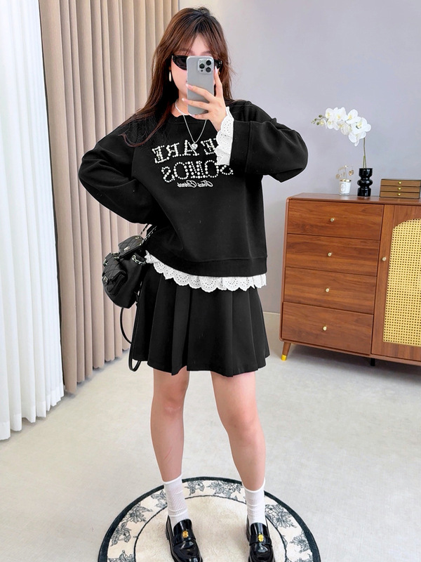 烟台双天服装2025秋大码胖mm女装圆领钉珠字母蕾丝花边卫衣W-251|undefined