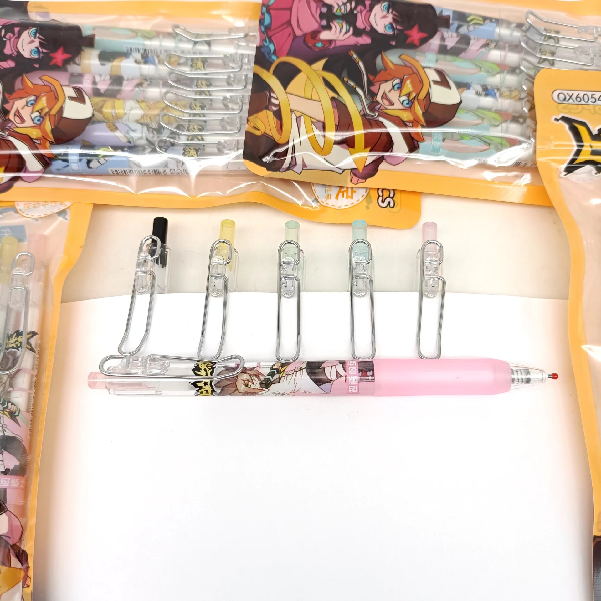 dibujos animados creativos bolsillo