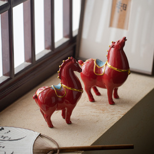 Horse tea pet high horse to success ceramic tangma decoration new Chinese style festive living room home entrance cabinet Red
