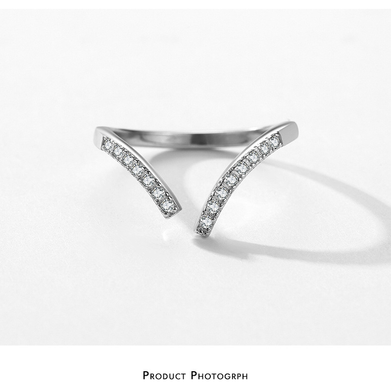 Fashion Solid Color Silver Plating Inlay Zircon Open Ring 1 Piece