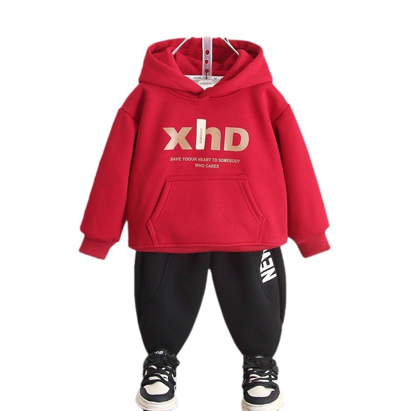 6829 traje grueso para niños modelos de otoño e invierno 2025 nuevo traje de dos piezas para niños más suéter con capucha de terciopelo para bebés