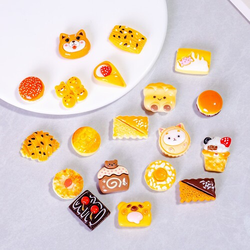 Colorful Mixed Cartoon Resin Decorative Accessories Handmade Small Animals Big Assortment Micro Landscape Miniature Decor DIY