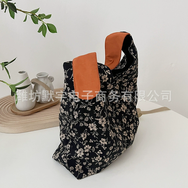 布凡良品 Small design cute black one-shoulder bag for traveling with bow