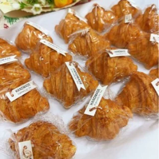 可颂牛角包仿真创意造型香薰蜡烛伴手礼生日礼物新品跨境