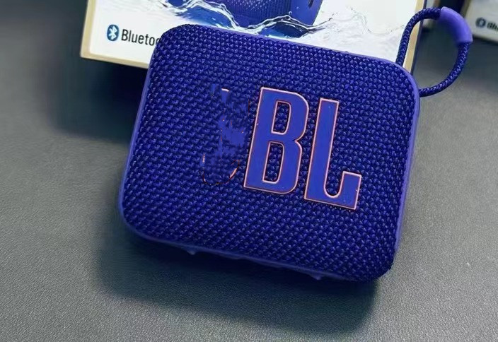 보라