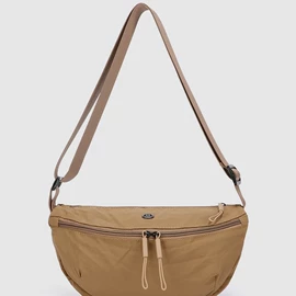 女士斜挎包;女士单肩包;商务背包