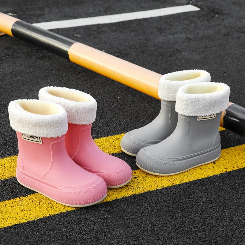 Высококачественные непромокаемые сапоги Женская Закрытая непромокаемая обувь на флисовой подкладке, короткие сапоги до середины икры 2023 осенне-зимние непромокаемые сапоги на шнурке, теплая резиновая обувь на шнурке
