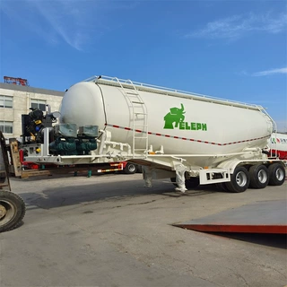 新型粉粒物料运输半挂车 45立方不锈钢四仓立式粉罐运输半挂车
