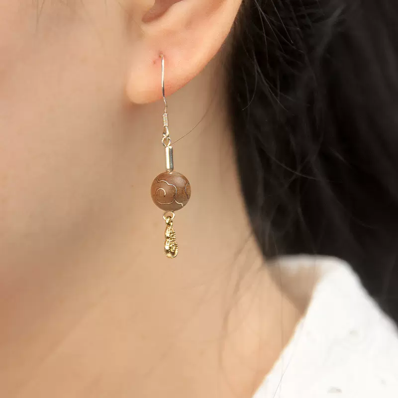 老山檀香木镶银祥云耳饰吉字国风耳坠镶嵌云纹复古小众女耳钩饰品