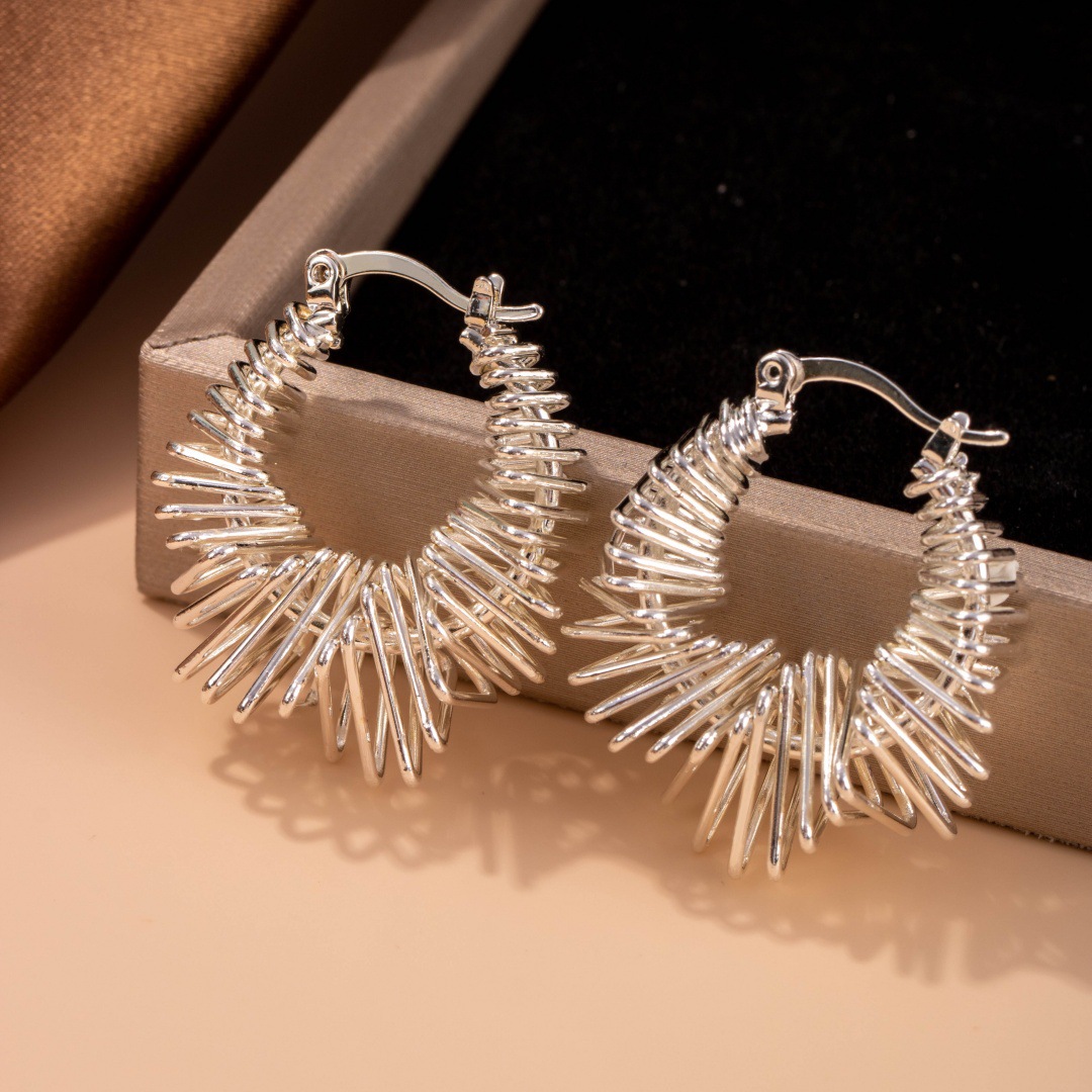 Copper fashionable creative sophisticated earrings