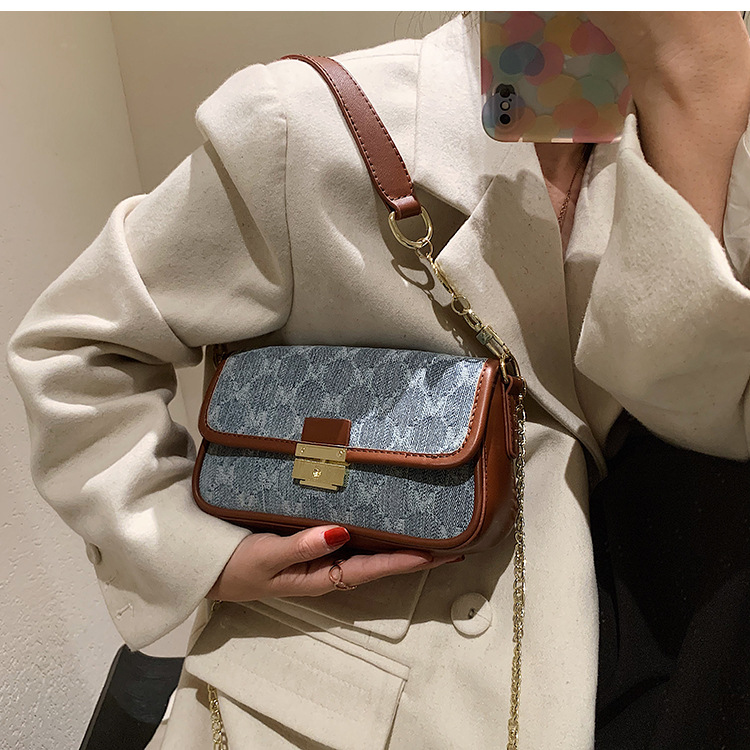 Women's Crossbody Bag Shoulder Bag With Chain And Textured Finish_voghion.com
