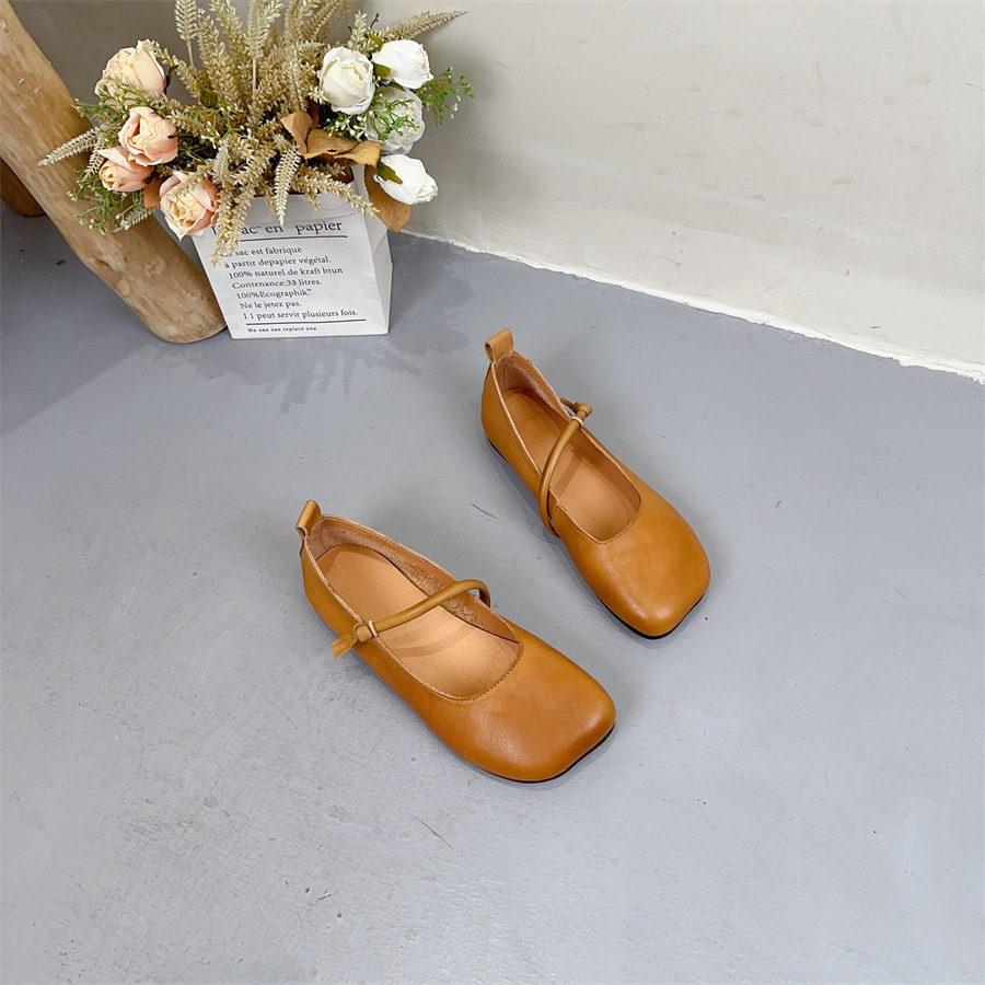 Universal Mary Jane shoes flat
