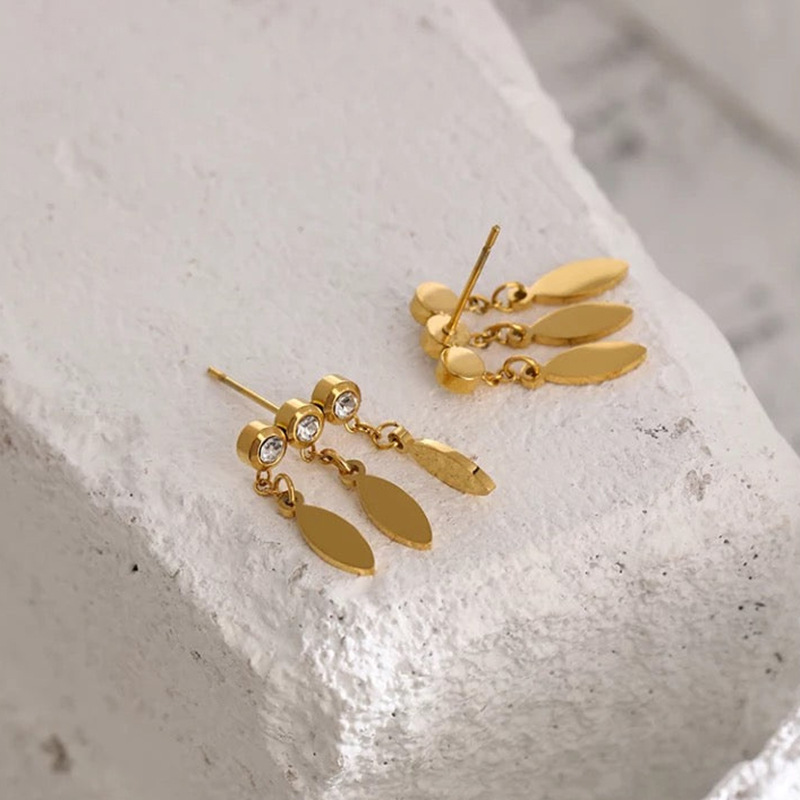 Copper Material Geometric Pattern Women'S Gender Fashion Geometric Copper Drop Earrings Plating Rhinestones Copper Earrings
