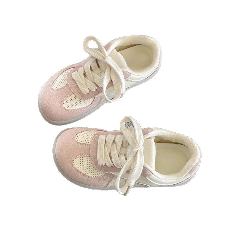 Zapatos de patina transpirables de malla para mujeres 2025 otoño nuevos zapatos de entrenamiento de estilo de estilo universal coreano color caramelo zapatos deportivos casuales blancos pequeños