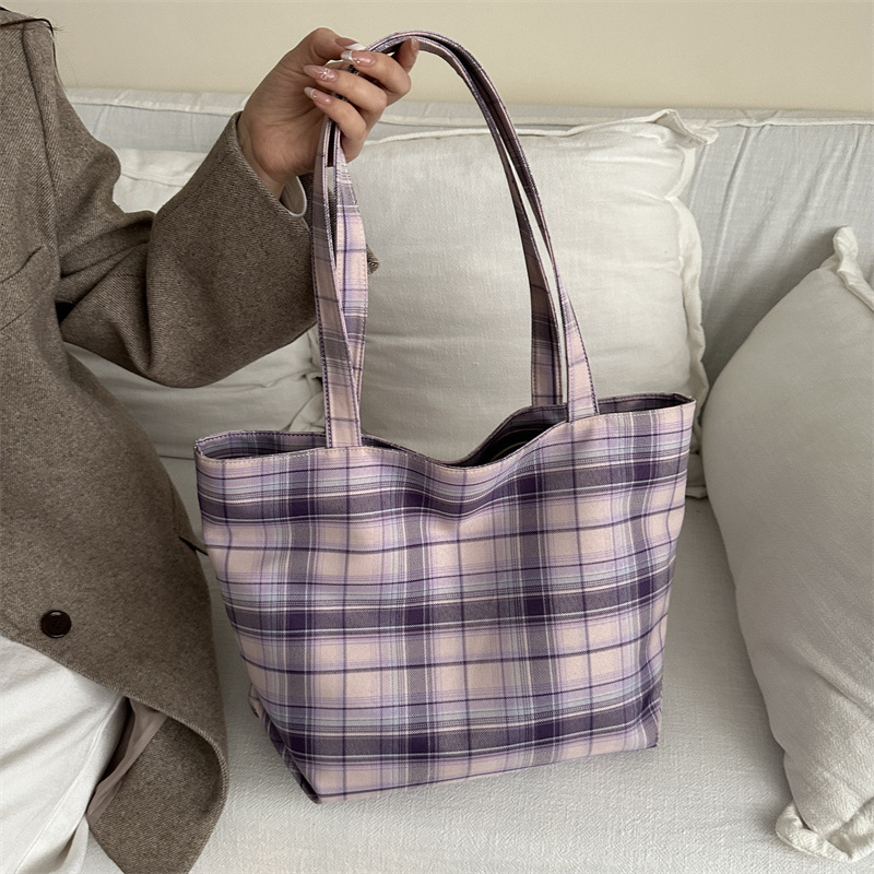 Bolsos nuevos de otoño e invierno, bolsos portátiles de gran capacidad simples, bolsos de hombro y axilas de todos los partidos, bolsos de hombro, bolsos de mujer