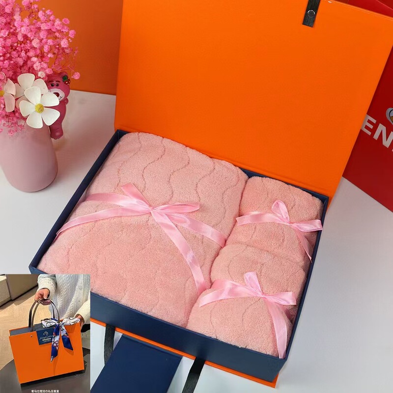 Big S Cationic Bath Towel Three-Piece Set Advertising Promotion Practical Gift Employee Welfare Companion Gift Wholesale Big S Cationic Bath Towel Three-Piece Set Advertising Promotion Practical Gift Employee Welfare Companion Gift Wholesale