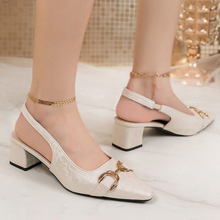 2026�¿���^��ЬŮ��ʽ�͹��¿��ļ���ȹ�Ӻ�ռ��^�ָ��߸���Ь