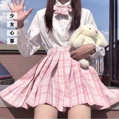 Мысли для девочек (белая рубашка с короткими рукавами + клетчатая юбка + галстук-бабочка)