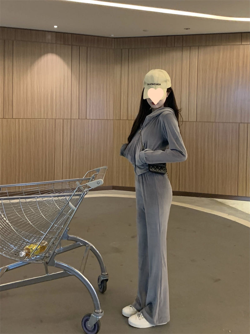 ActiveGo Winter Velvet Running Sports Casual For Women 2025 New Autumn Pure Desire Hooded Sweatshirt Two-Piece Set Trendy_desvips.com