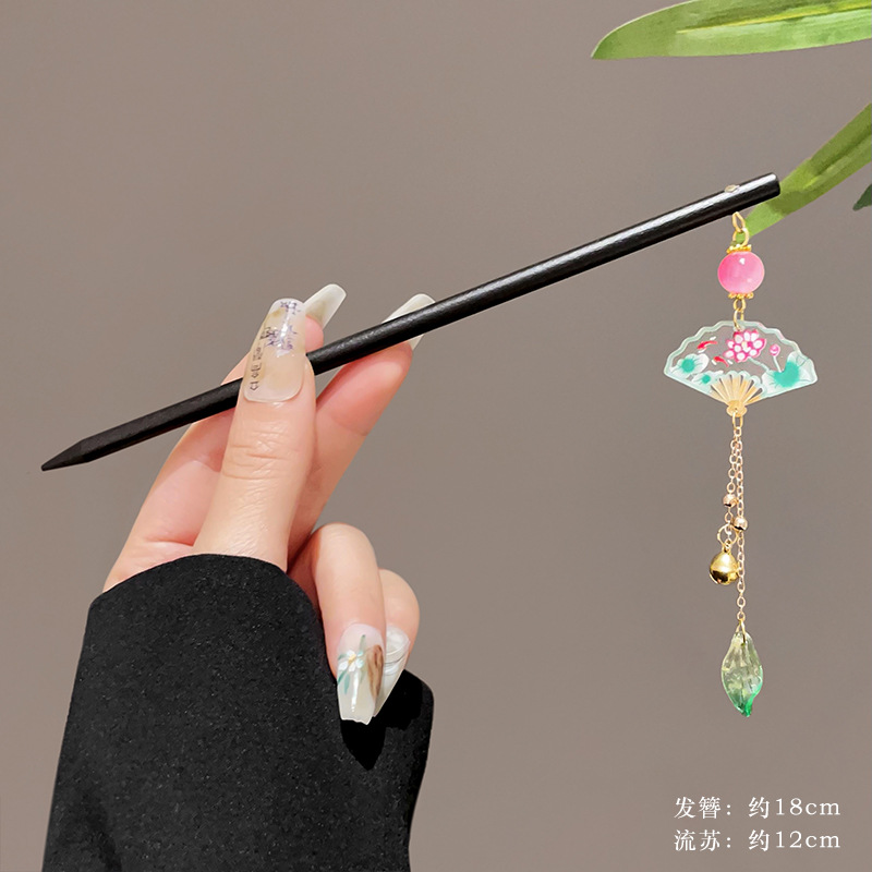 4 pink bead color fan tassels