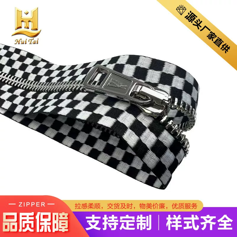 Platinum metal bag with zipper with down, jacket