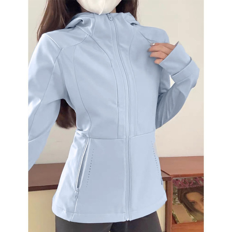 Milk Blue Versatile Slim-Fit Softshell Jacket for Women, New Style Fleece-Lined Jacket, Cycling Wear, Practical for Early Spring
