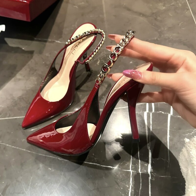 Kendall Jenner Style Elegant Stiletto Pointed Toe Mules 24 Spring/Summer New Runway Metallic Letter Shallow Pointed High Heels