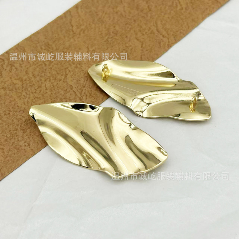 木の叶の形のヒマワリの不规则な形の异形の両足の合金のボタンのコートのトレンチコートのスーツのコートの装饰的なボタン|undefined