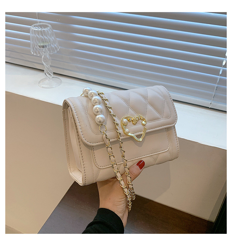 Wholesale Heart-shaped Buckle Messenger Shoulder Small Square Bag Nihaojewelry display picture 106