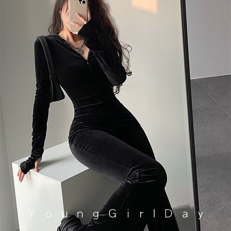 European and American Style Fashionable Black Velvet Slim-Fit Hooded Zip-Up Long-Sleeve Flared Jumpsuit Without Belt in a Woolen Style European and American Style Fashionable Black Velvet Slim-Fit Hooded Zip-Up Long-Sleeve Flared Jumpsuit Without Belt in a Woolen Style