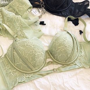 �Ը��ٽz����Ů�����@Сܛ�Ȧ���з��´��ո����{�����������b��
