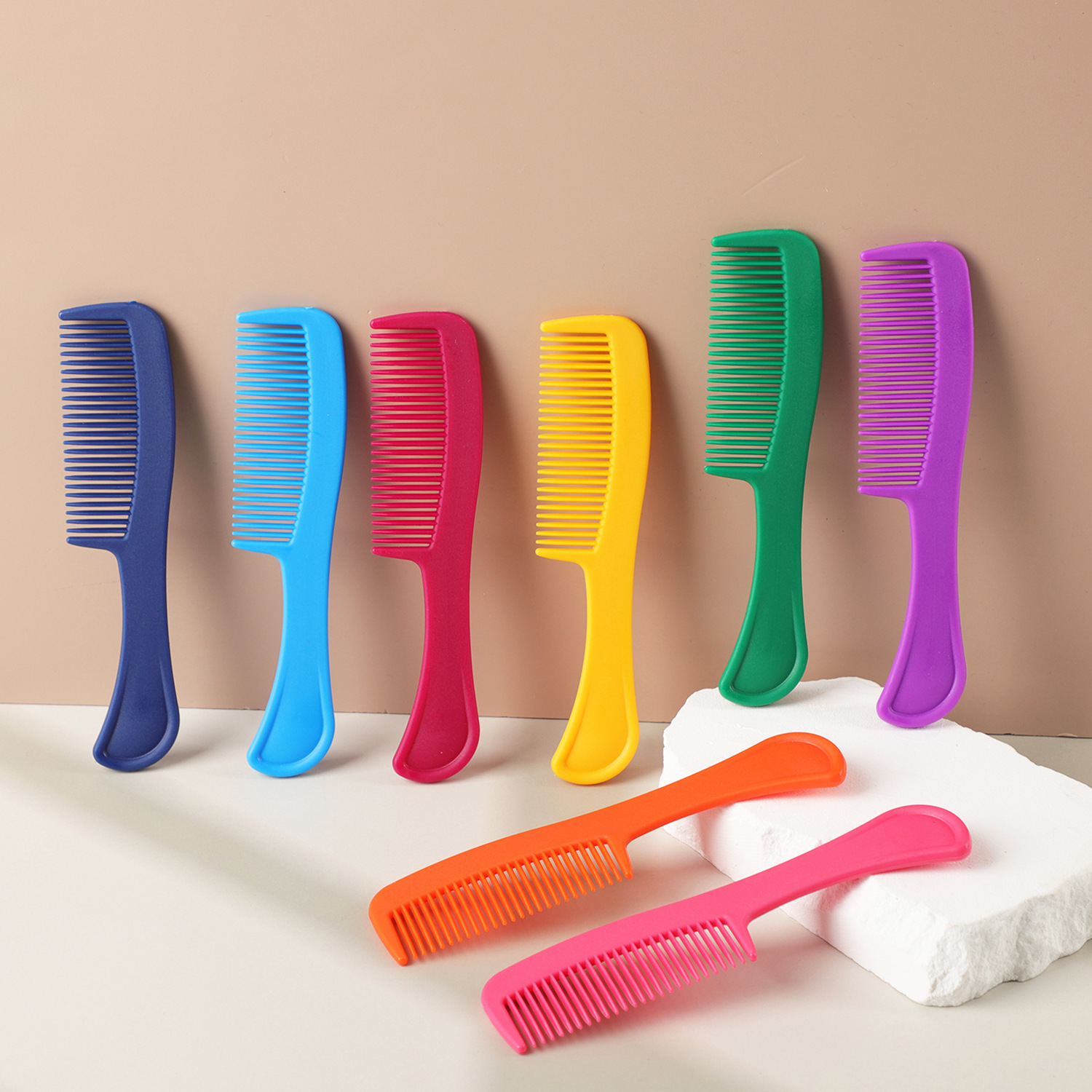Hotel and guesthouse disposable combs, travel-friendly, portable, cross-border wooden combs, suitable for home use, and wholesale of straw hair combs
