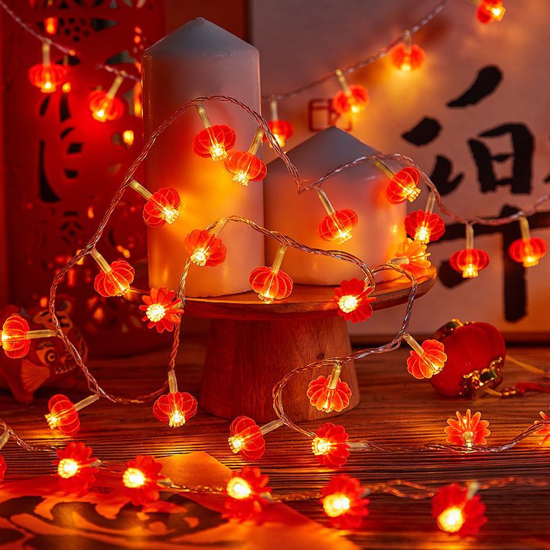 New Year lanterns New Year red lanterns Spring Festival small lanterns LED wedding solar living room holiday decoration flashing light string